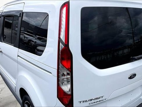 Used 2017 Ford Transit Connect Titanium w/ Titanium Premium Package FWD image 29