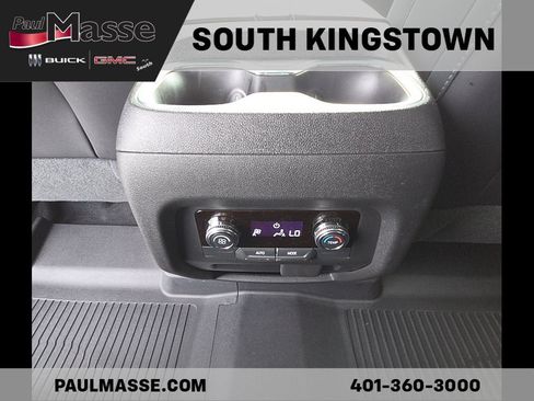 Used 2025 GMC Acadia Elevation w/ Elevation Premium Package AWD/4WD image 23