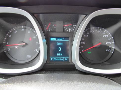 Used 2017 Chevrolet Equinox LT AWD/4WD image 19