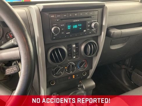 Used 2007 Jeep Wrangler Unlimited X AWD/4WD image 2