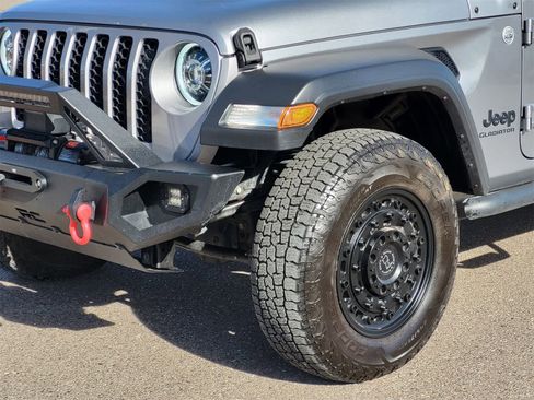 Used 2020 Jeep Gladiator Sport w/ Quick Order Package 24S image 2