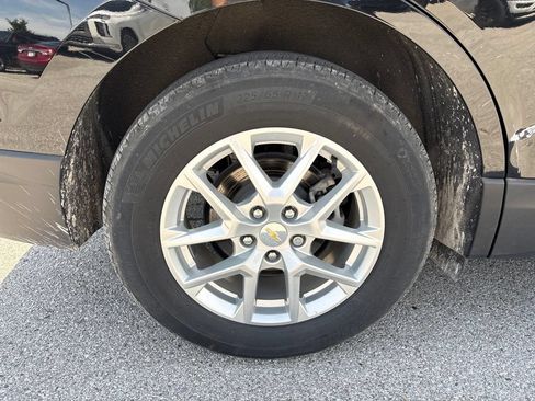 Used 2024 Chevrolet Equinox LT w/ LPO, Floor Liner Package FWD image 12
