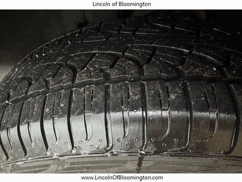 Used 2017 GMC Sierra 1500 SLE w/ SLE Value Package image 13