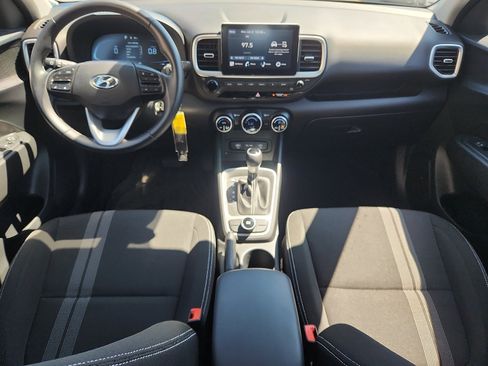 Certified 2023 Hyundai Venue SEL w/ Cargo Package FWD image 9