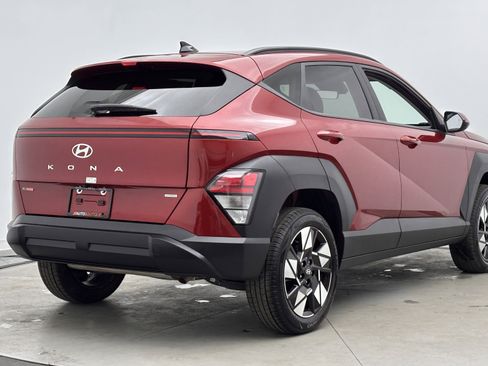 Used 2025 Hyundai Kona SEL image 7