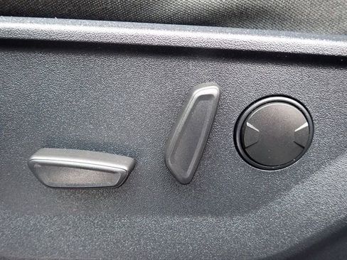 Used 2022 Ford F150 XLT w/ Equipment Group 302A High image 23