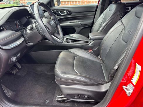 Used 2022 Jeep Compass Limited image 7