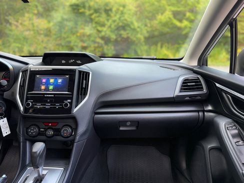 Used 2018 Subaru Impreza 2.0i Premium image 29