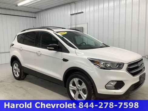 Used 2018 Ford Escape Titanium image 1