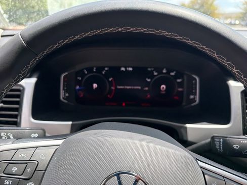 Used 2023 Volkswagen Atlas SE FWD image 22