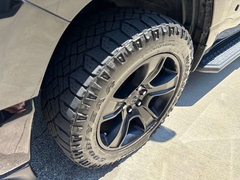 Used 2023 RAM 1500 Big Horn AWD/4WD image 41