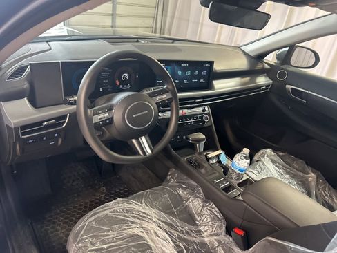 Certified 2025 Hyundai Sonata SE image 20