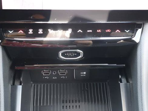 New 2026 Jeep Grand Cherokee Limited AWD/4WD image 25