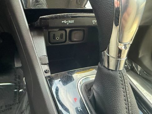 Used 2017 Buick Encore Premium AWD/4WD image 33