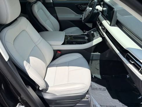 New 2026 Lincoln Aviator 2WD w/ Jet Appearance Package image 14