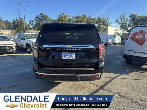 Certified 2024 Chevrolet Suburban LT image 5