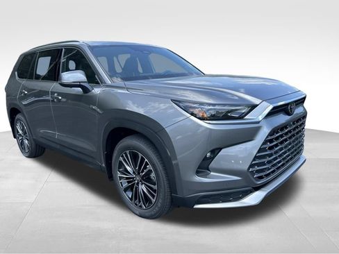 New 2026 Toyota Grand Highlander AWD Hybrid image 7