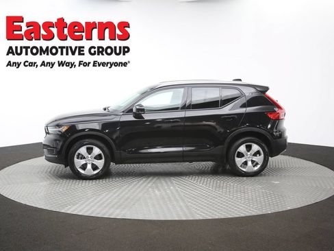 Used 2022 Volvo XC40 T5 Momentum AWD/4WD image 59