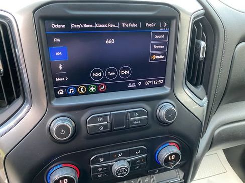 Certified 2019 Chevrolet Silverado 1500 LT w/ All-Star Edition AWD/4WD image 21