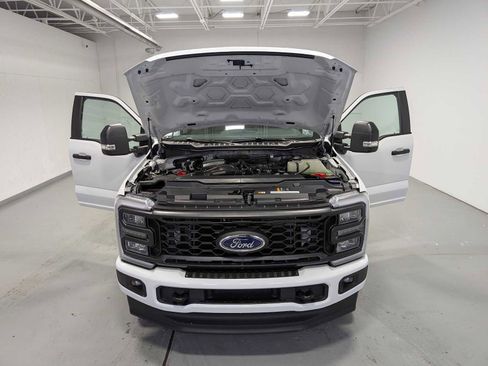 New 2025 Ford F250 XL w/ STX Appearance Package AWD/4WD image 11