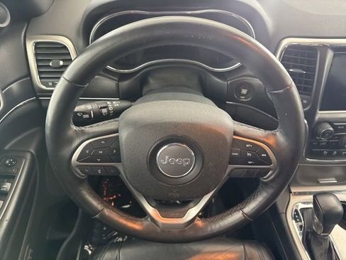 Used 2018 Jeep Grand Cherokee Limited AWD/4WD image 25