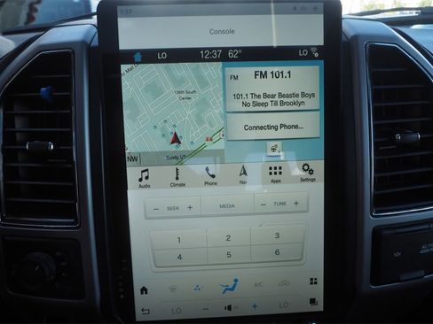 Used 2019 Ford F350 Lariat w/ Lariat Ultimate Package image 12