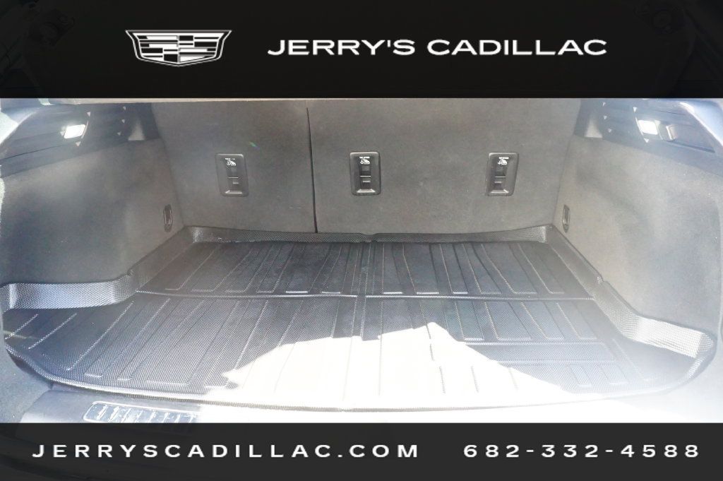 Used 2023 Cadillac XT4 Sport FWD image 23