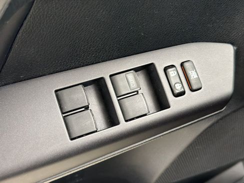 Used 2018 Toyota RAV4 XLE w/ Plus Extra Value Package AWD/4WD image 12