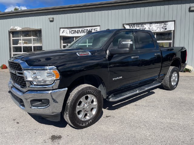 Used 2024 RAM 2500 Big Horn w/ Bed Utility Group AWD/4WD image 3