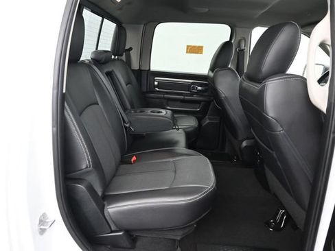 Used 2018 RAM 2500 Laramie w/ Sport Appearance Group AWD/4WD image 6