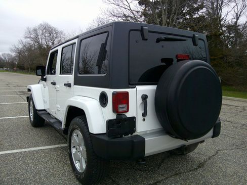Used 2012 Jeep Wrangler Unlimited Sahara w/ Dual Top Group image 24