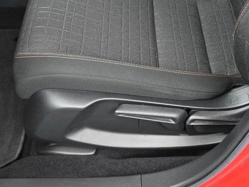 Used 2024 Honda HR-V Sport image 11
