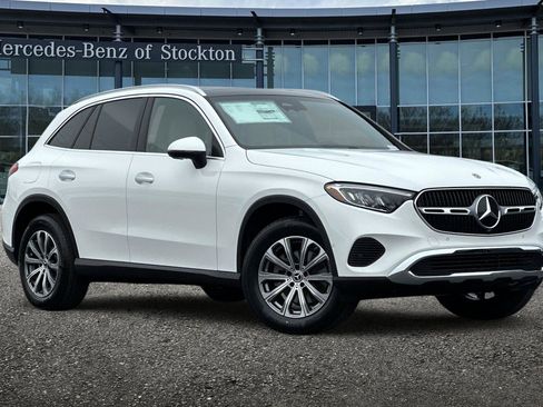 New 2026 Mercedes-Benz GLC 300 4MATIC image 2