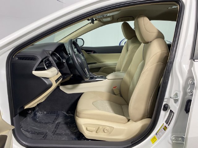 Used 2021 Toyota Camry LE w/ Cold Weather Package FWD image 12