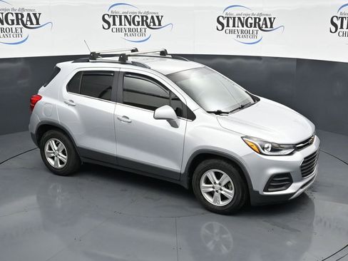 Used 2020 Chevrolet Trax LT image 9