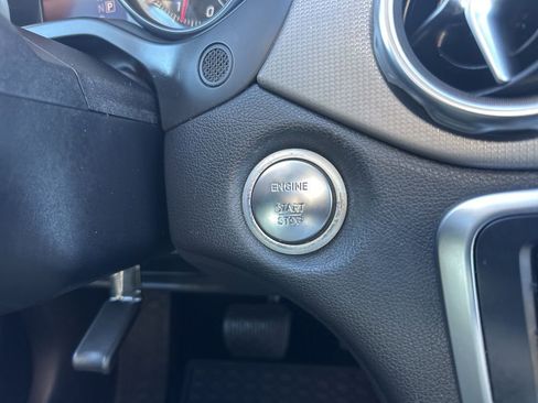 Used 2018 Mercedes-Benz GLA 250 image 23