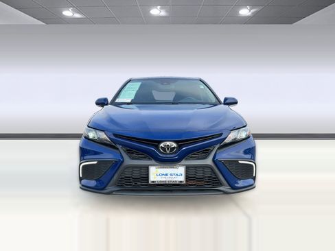 Used 2023 Toyota Camry SE w/ Convenience Package image 5
