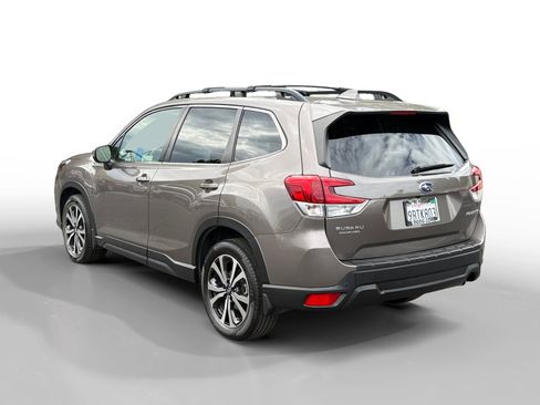 Certified 2022 Subaru Forester Limited w/ Popular Package #2 AWD/4WD image 3