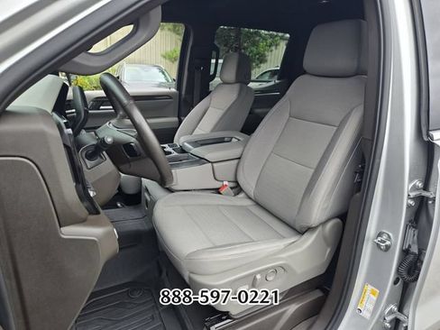 Used 2022 GMC Sierra 1500 SLE w/ X31 Off-Road Package AWD/4WD image 11