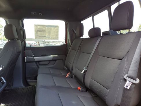 Used 2025 Ford F150 XLT w/ Equipment Group 302A MID image 32