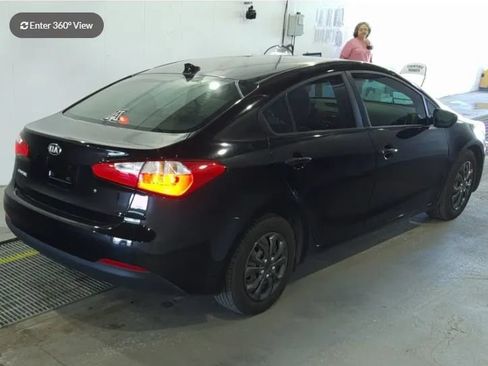 Used 2015 Kia Forte LX FWD image 2