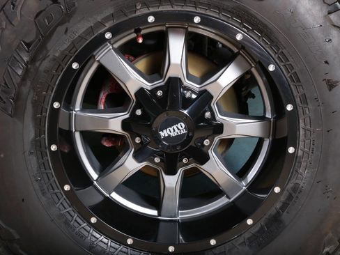 Used 2015 Jeep Wrangler Unlimited Sahara AWD/4WD image 10