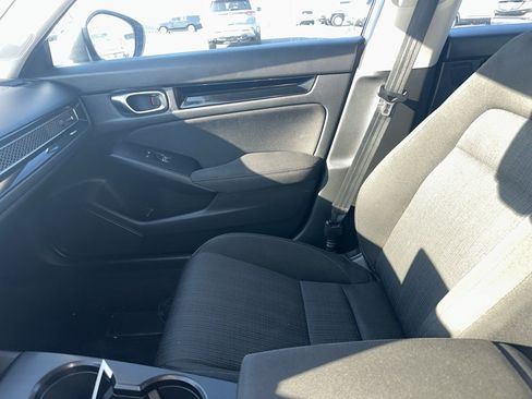 Used 2022 Honda Civic EX image 13