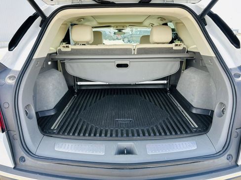 Used 2020 Cadillac XT5 Premium Luxury w/ LPO, Floor Liner Package FWD image 29