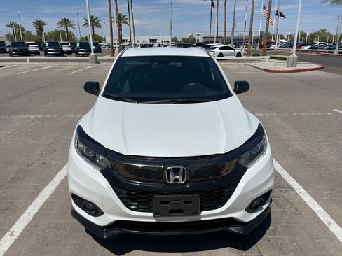 Used 2021 Honda HR-V Sport image 2