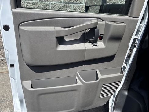 New 2025 Chevrolet Express 3500 w/ Power Convenience Package image 34