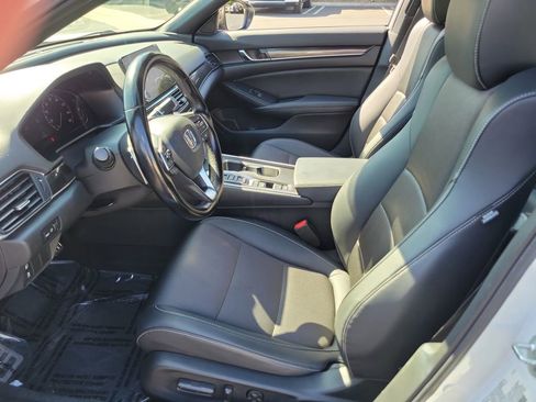 Used 2022 Honda Accord Sport image 17