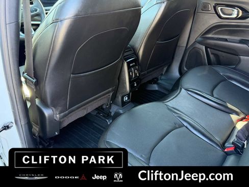 Used 2023 Jeep Compass High Altitude image 15