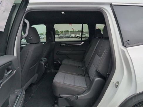 New 2026 GMC Acadia Elevation FWD image 29