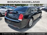 Used 2016 Chrysler 300 C image 4